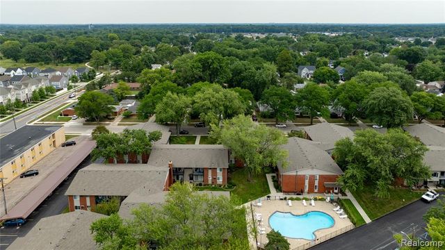 4009 Benjamin Avenue, Royal Oak, MI 48073