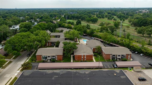 4009 Benjamin Avenue, Royal Oak, MI 48073