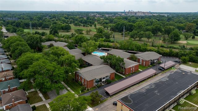 4009 Benjamin Avenue, Royal Oak, MI 48073