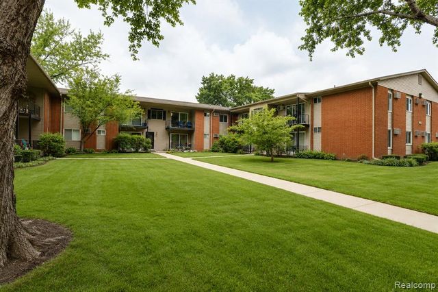 4009 Benjamin Avenue, Royal Oak, MI 48073