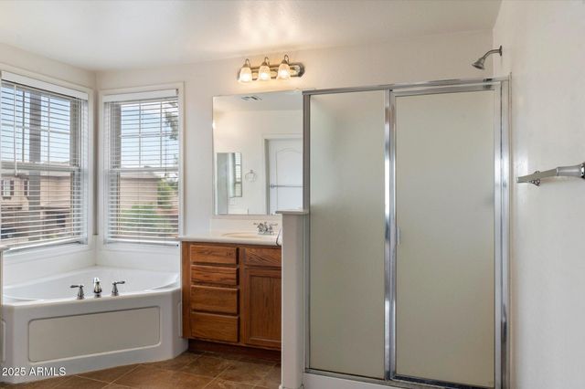 18222 W LUNDBERG Street, Surprise, AZ 85388