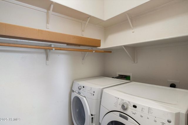 18222 W LUNDBERG Street, Surprise, AZ 85388