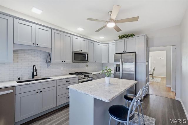 5312 Nagel Avenue, St Louis, MO 63109
