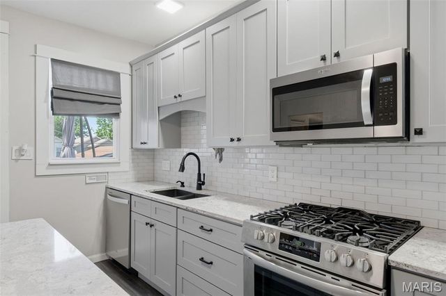 5312 Nagel Avenue, St Louis, MO 63109