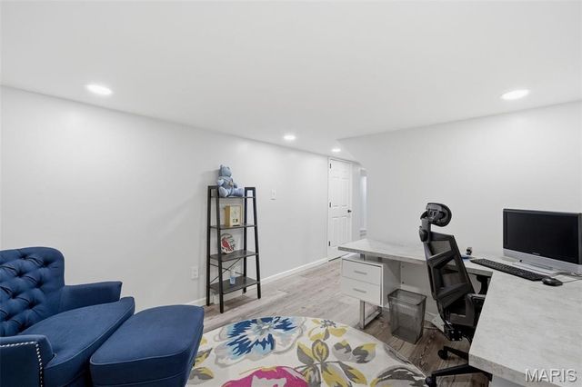 5312 Nagel Avenue, St Louis, MO 63109