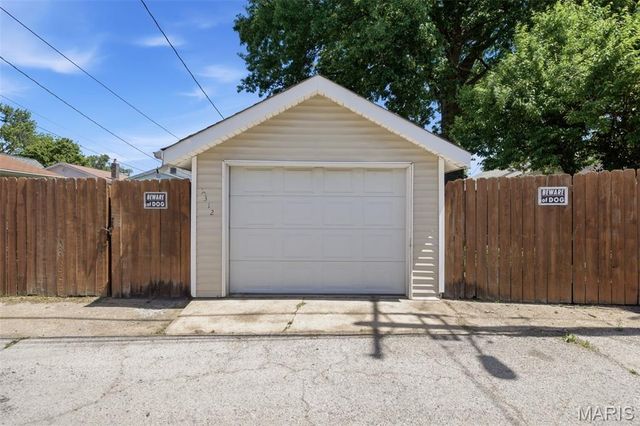 5312 Nagel Avenue, St Louis, MO 63109