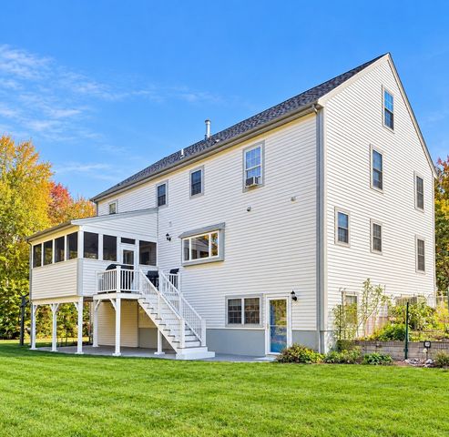 30 Arthur's Pl, Bridgewater, MA 02324