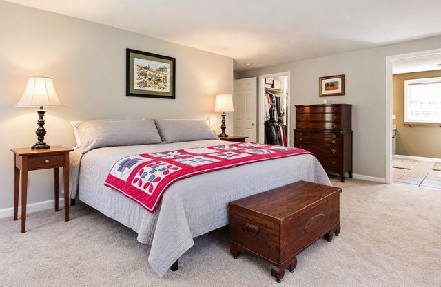 30 Arthur's Pl, Bridgewater, MA 02324