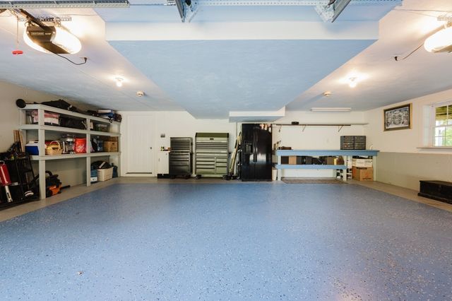 30 Arthur's Pl, Bridgewater, MA 02324