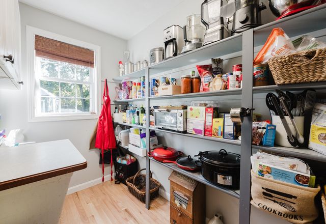 30 Arthur's Pl, Bridgewater, MA 02324