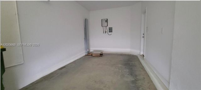 2683 SE 12th St, Homestead, FL 33035