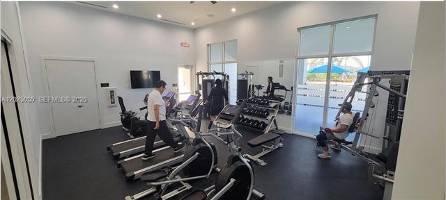 2683 SE 12th St, Homestead, FL 33035