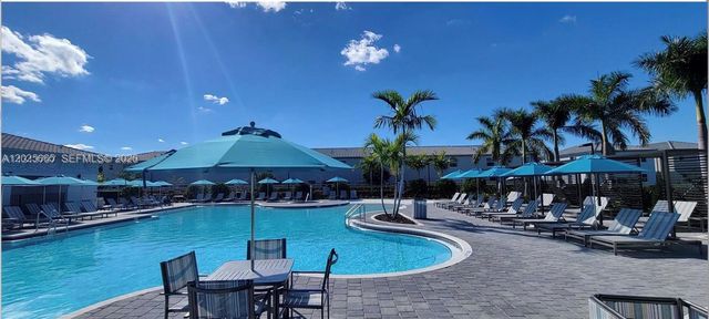 2683 SE 12th St, Homestead, FL 33035