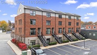 670 W 11 Mile Road, Royal Oak, MI 48067