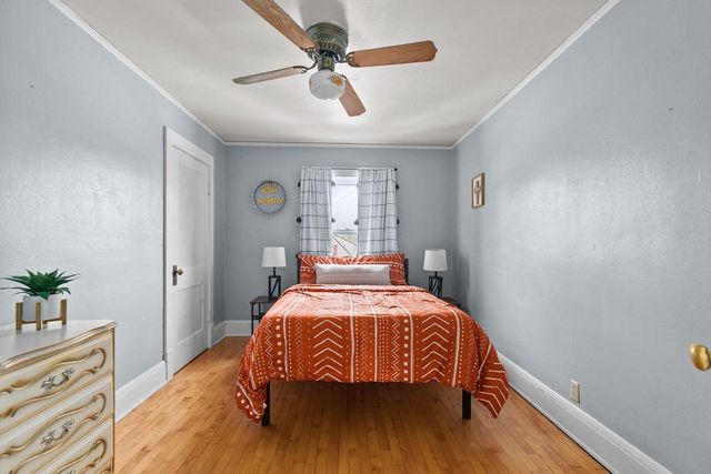 913 N HARRIMAN STREET, Appleton, WI 54911