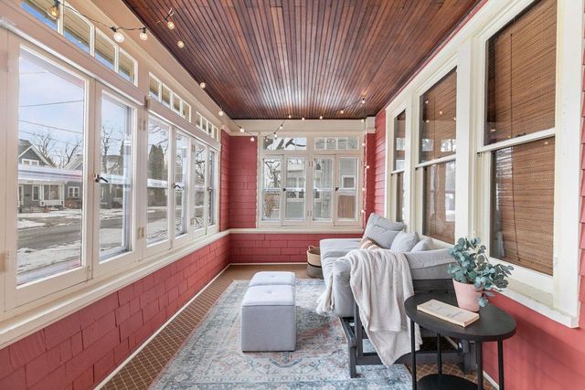 913 N HARRIMAN STREET, Appleton, WI 54911