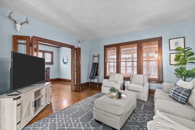 913 N HARRIMAN STREET, Appleton, WI 54911