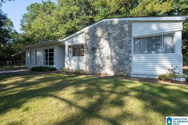 3200 CHAPEL HILL COURT, Hoover, AL 35216