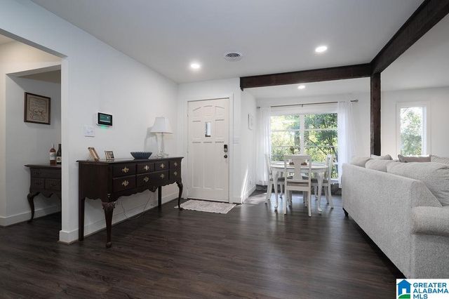 3200 CHAPEL HILL COURT, Hoover, AL 35216