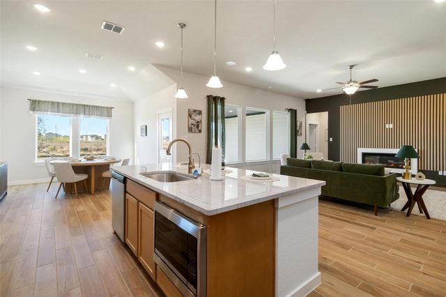 180 Barton Place Drive, Tarkington, TX 77327