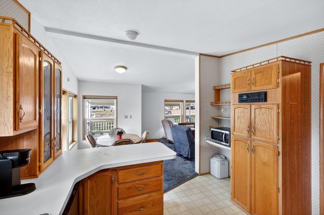 25722 N Chattaroy Cir, Chattaroy, WA 99003