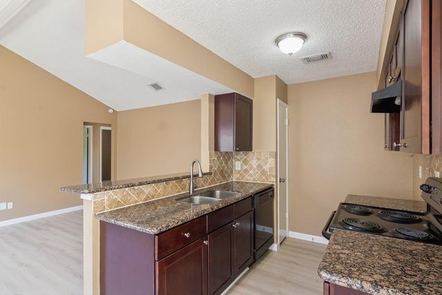 17721 Northhagen Drive, Houston, TX 77084