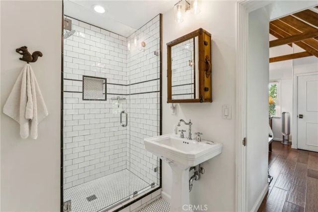 28898 Palisades, Lake Arrowhead, CA 92352