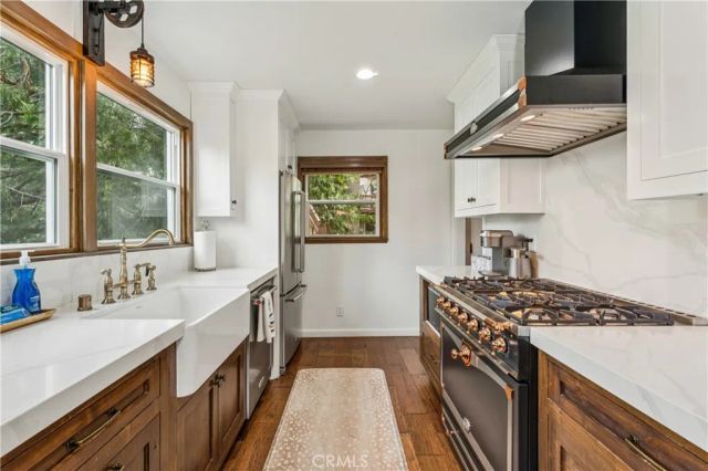 28898 Palisades, Lake Arrowhead, CA 92352