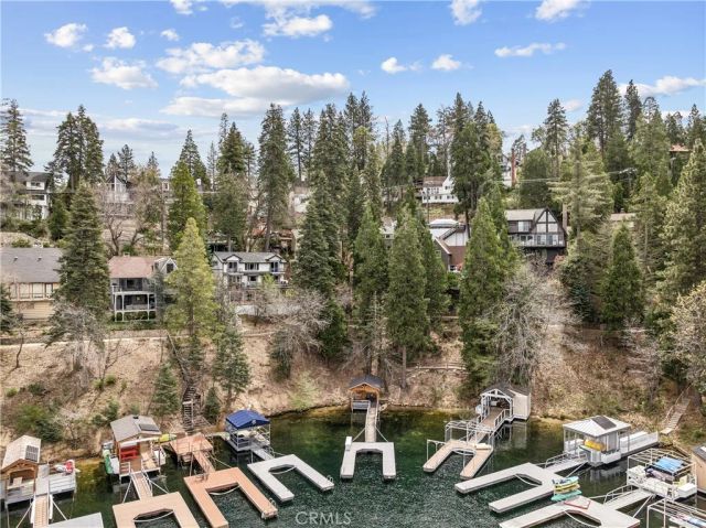 28898 Palisades, Lake Arrowhead, CA 92352