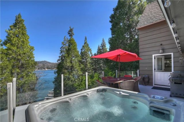 28898 Palisades, Lake Arrowhead, CA 92352