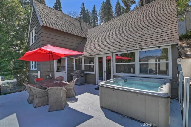 28898 Palisades, Lake Arrowhead, CA 92352