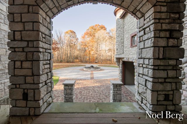 2303 38th Street, Allegan, MI 49010