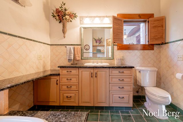 2303 38th Street, Allegan, MI 49010