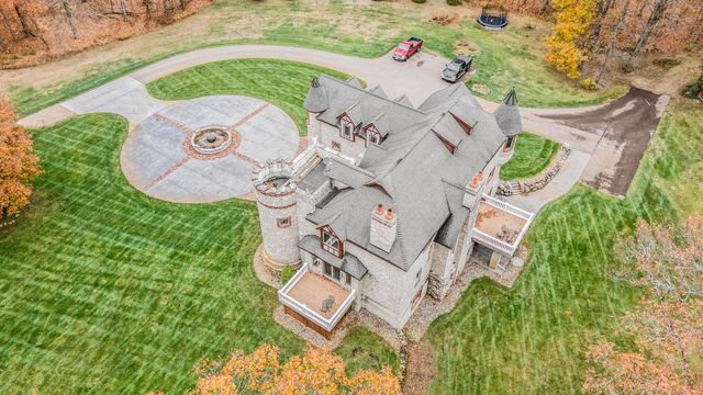 2303 38th Street, Allegan, MI 49010