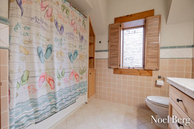 2303 38th Street, Allegan, MI 49010