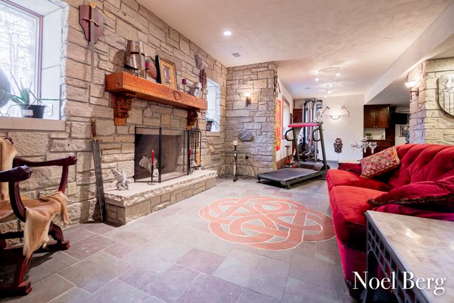 2303 38th Street, Allegan, MI 49010