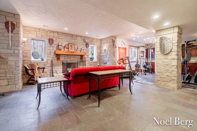 2303 38th Street, Allegan, MI 49010