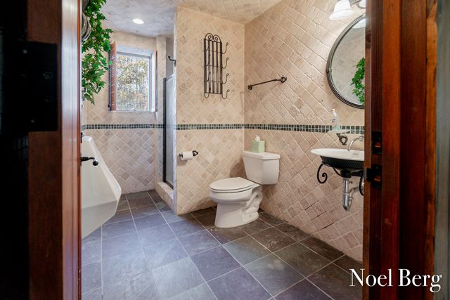 2303 38th Street, Allegan, MI 49010