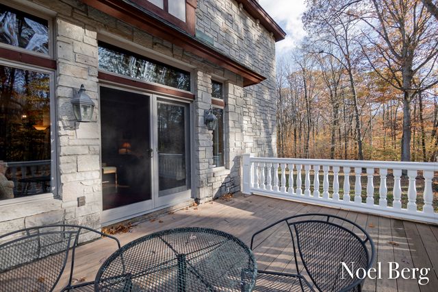 2303 38th Street, Allegan, MI 49010