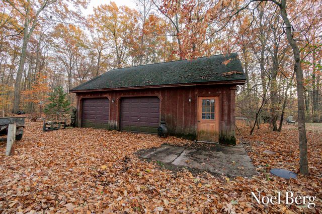 2303 38th Street, Allegan, MI 49010