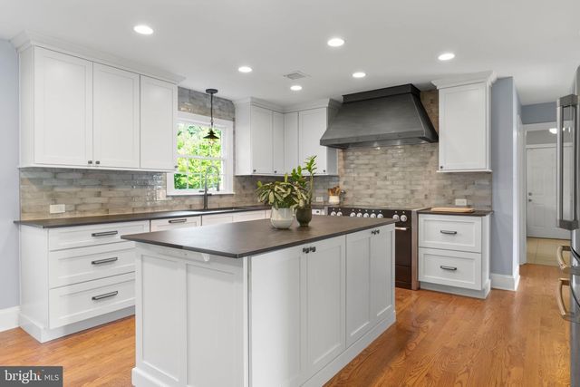 435 BELLA CIR, Doylestown, PA 18901
