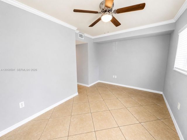 1000 Palm Trail 10, Delray Beach, FL 33483