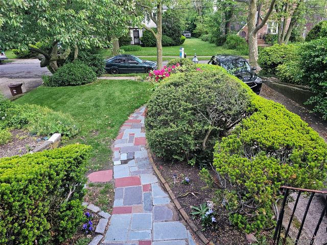 2528 Bessemund Avenue, Far Rockaway, NY 11691