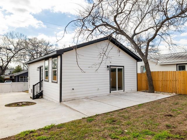 2308 Santa Maria ST, Austin, TX 78702
