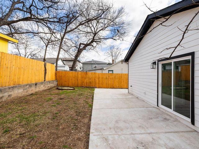 2308 Santa Maria ST, Austin, TX 78702