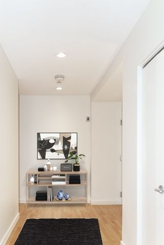 80 Broad Street 201, Boston, MA 02110