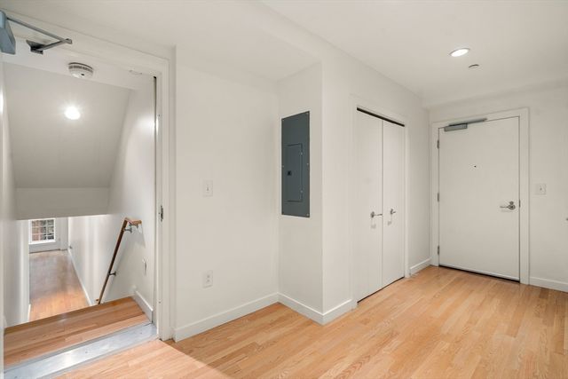 80 Broad Street 201, Boston, MA 02110