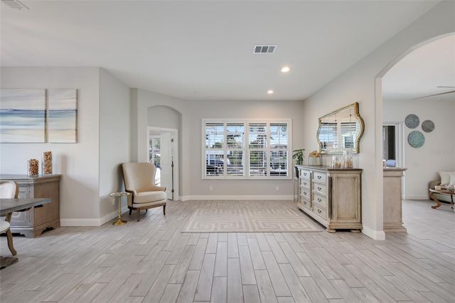 3707 5TH AVENUE NE, Bradenton, FL 34208