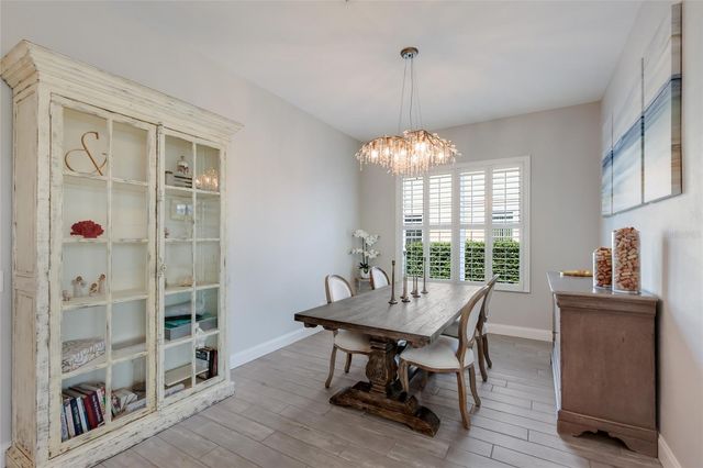 3707 5TH AVENUE NE, Bradenton, FL 34208