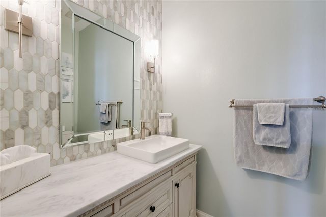 3707 5TH AVENUE NE, Bradenton, FL 34208